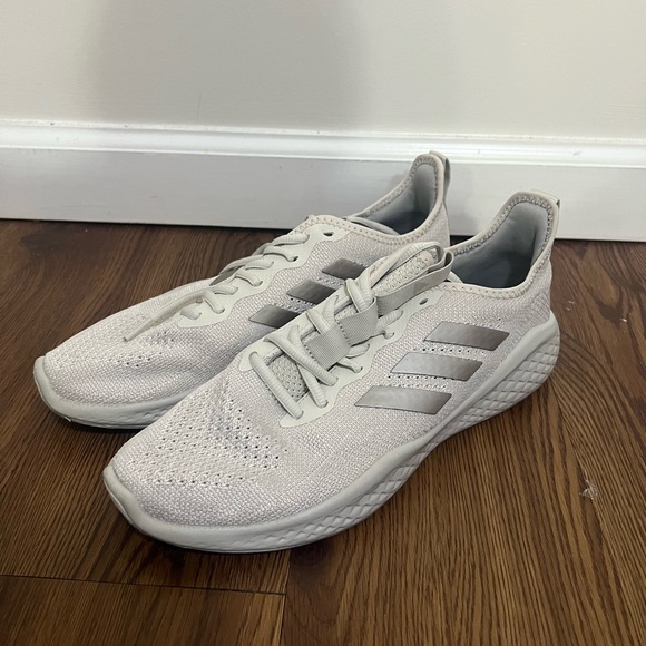 Adidas Beige FluidFlow Sneakers Size 9.5 US - Picture 2 of 7